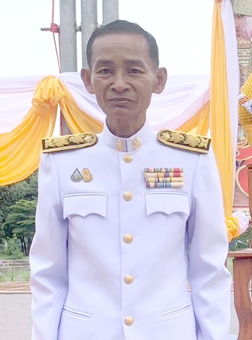 นายสมัย ขุมทอง